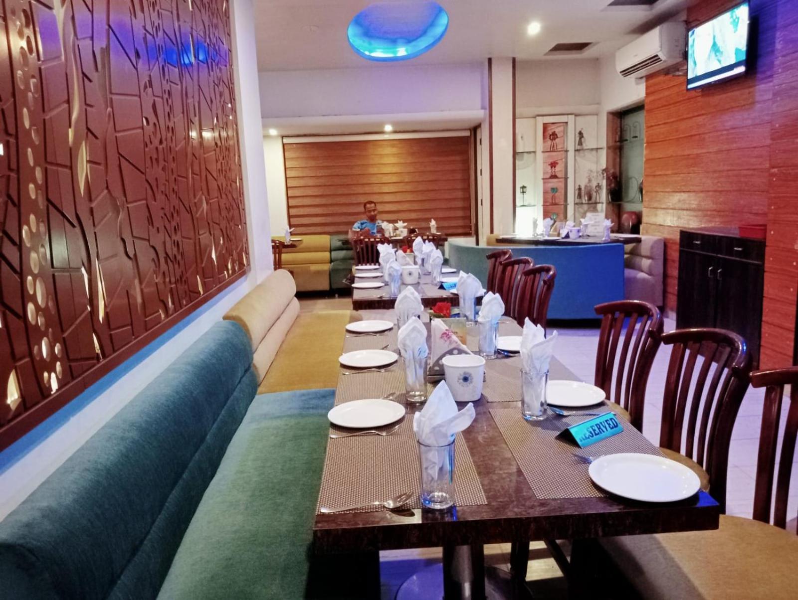 Hotel Saikripa Imperial Daman Luaran gambar