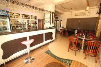 Hotel Saikripa Imperial Daman Luaran gambar