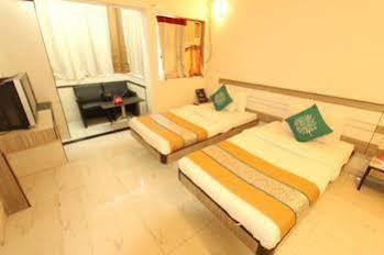 Hotel Saikripa Imperial Daman Luaran gambar