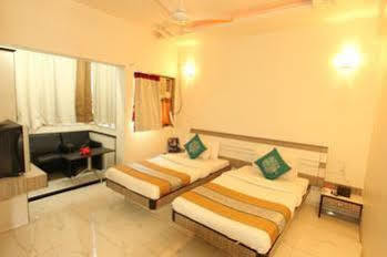 Hotel Saikripa Imperial Daman Luaran gambar